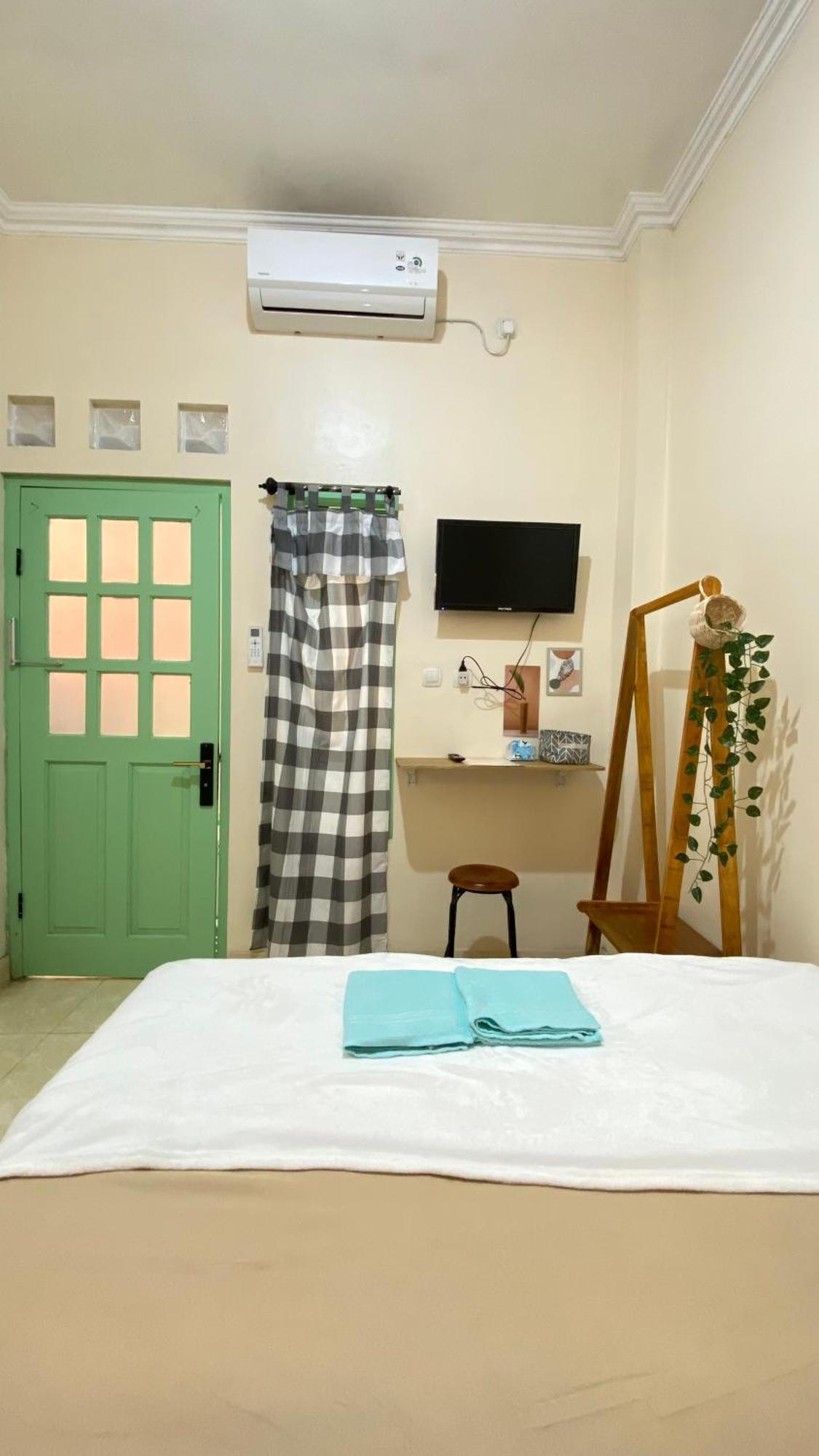 Et Malio Stay & Travel Malioboro Pusat Kota يوغياكارتا المظهر الخارجي الصورة