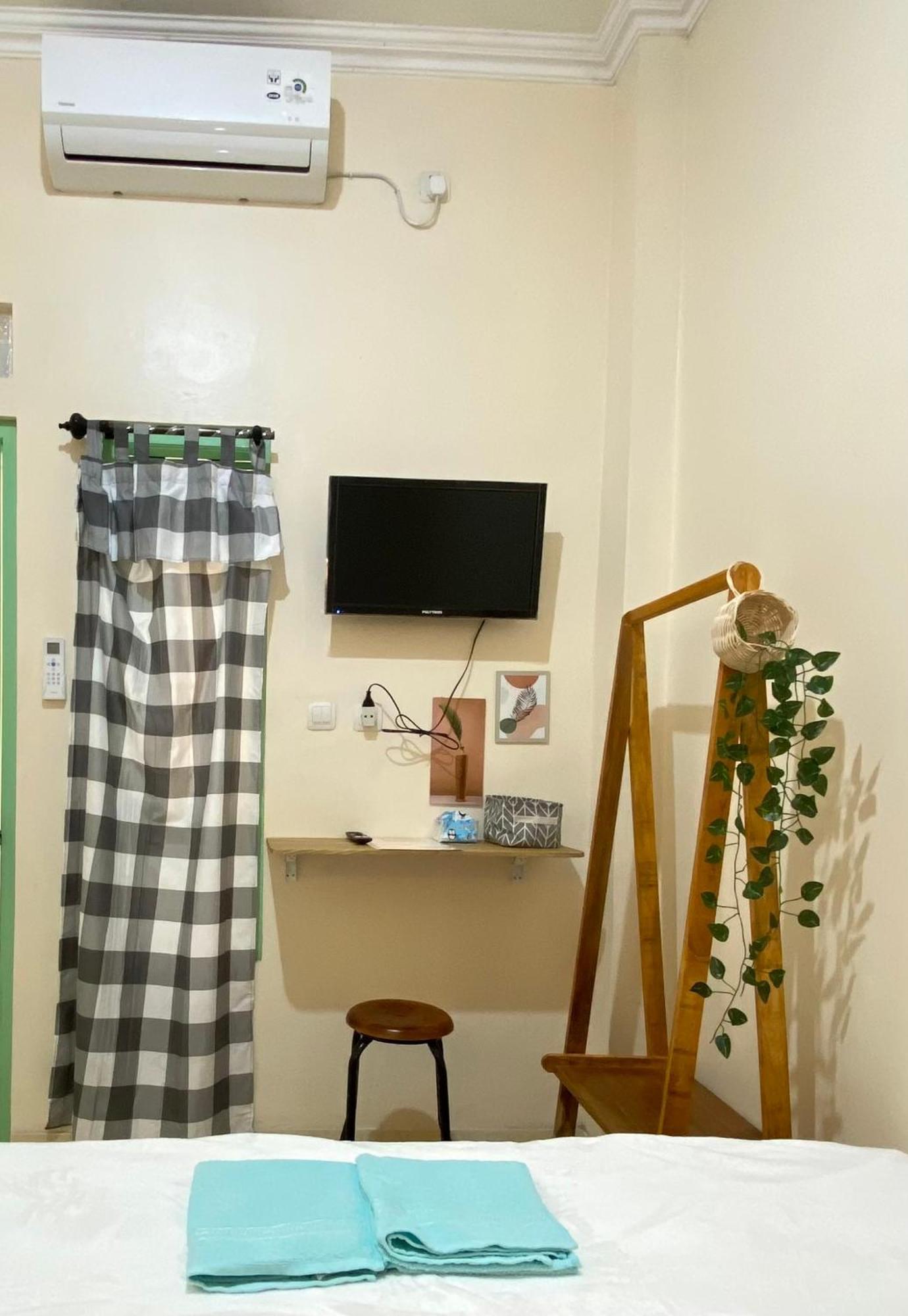 Et Malio Stay & Travel Malioboro Pusat Kota يوغياكارتا المظهر الخارجي الصورة